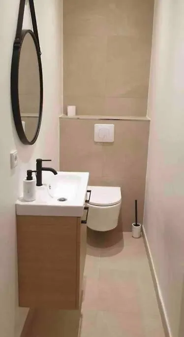 Apartment Ferienwohnung Penthouse In Luxembourg Center With Terrace And Parking-51